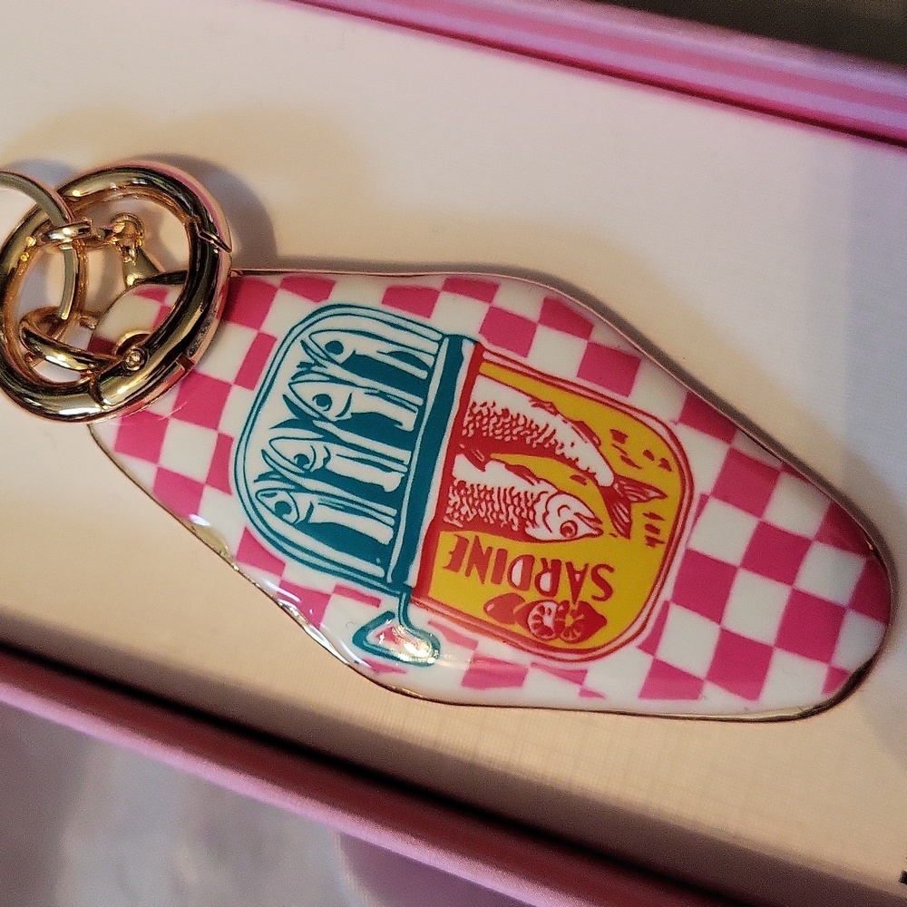 Piper K Sardine Key Chain & Bag Charm BNIB Te. Fob Rt LS